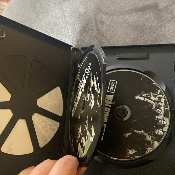 AMC the walking dead the complete first season - Picture 5 of 7